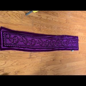 Bob Mackie Scarf (Part of 4 piece set)